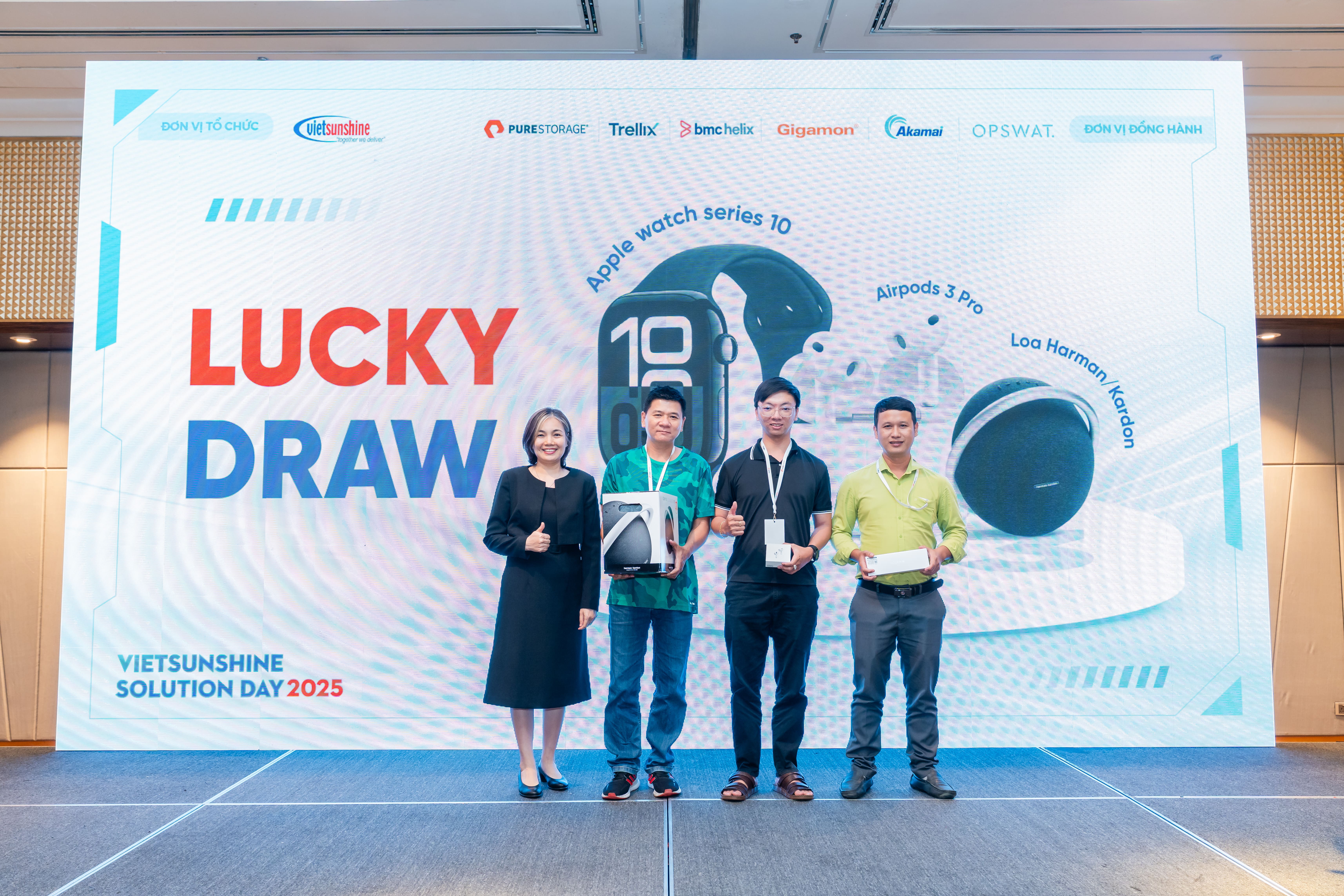 Lucky Draw dành cho khách mời